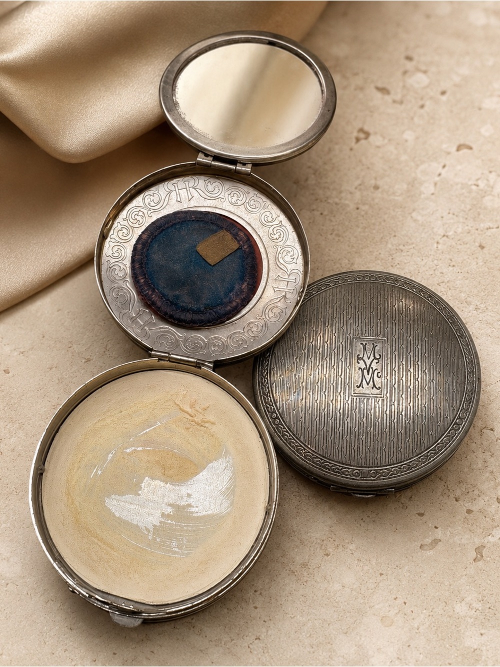 Antique 1920s Richard Hudnut Deauville Art Deco Double Makeup Compact collector - Picture 4 of 16